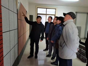 河南省建設(shè)科技協(xié)會理事長張利萍、秘書長段敬民等一行蒞臨調(diào)研